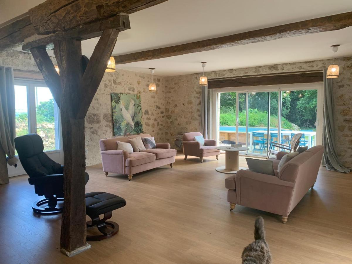 Maison Papillon Gite De Ressourcement Lusignan-Petit Εξωτερικό φωτογραφία