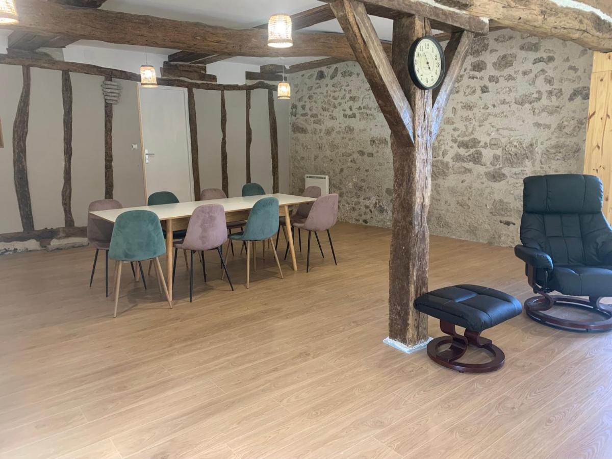 Maison Papillon Gite De Ressourcement Lusignan-Petit Εξωτερικό φωτογραφία